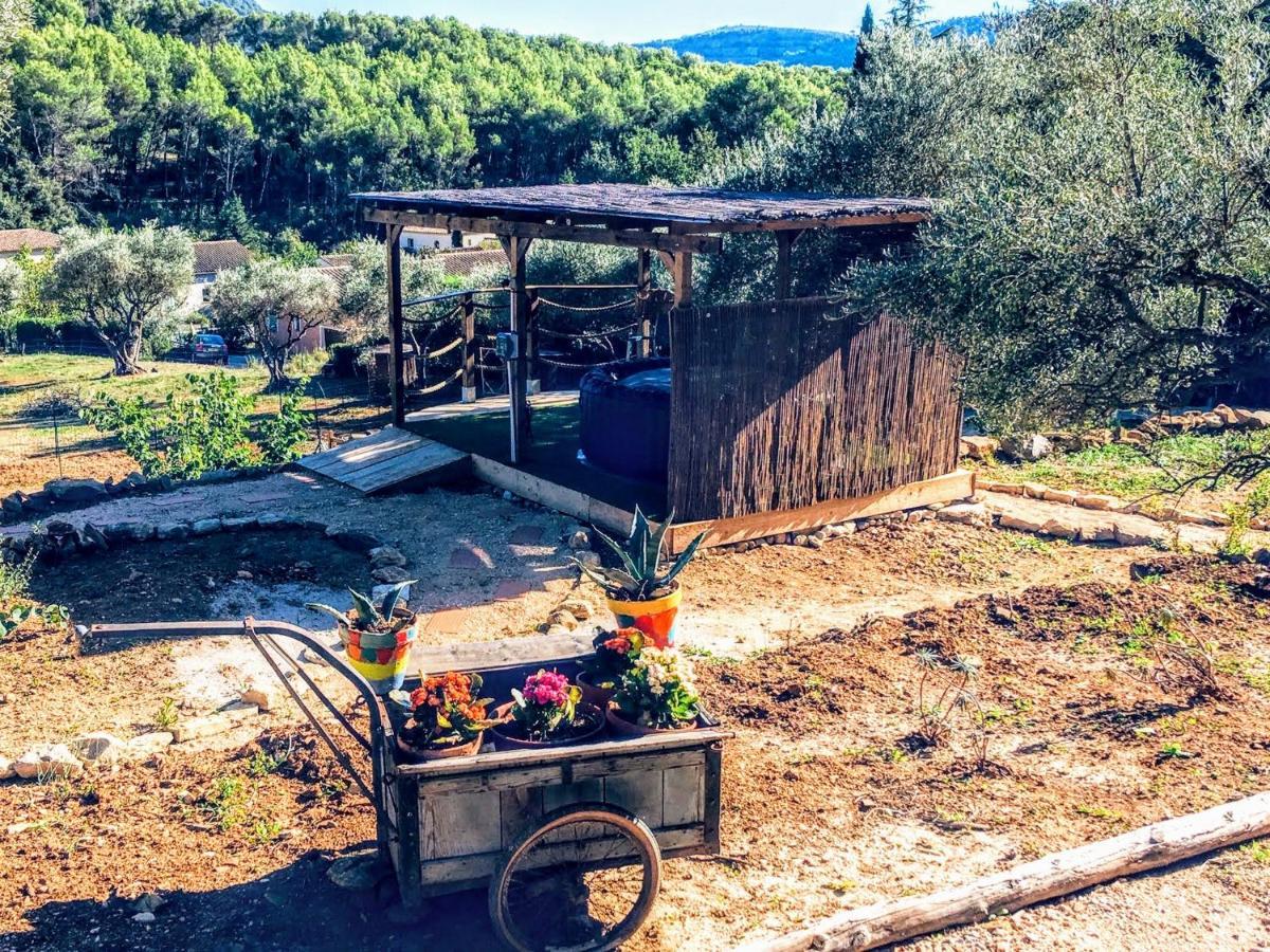 Dépend Atypiq Bohème,piscine chauffée toute l'année, jacuzzi,sauna,loisirs nature Le Beausset Exterior foto