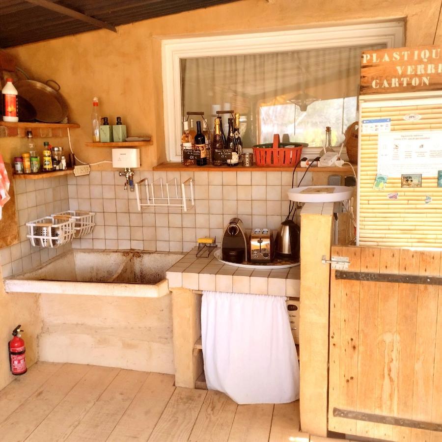 Dépend Atypiq Bohème,piscine chauffée toute l'année, jacuzzi,sauna,loisirs nature Le Beausset Exterior foto